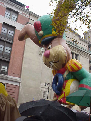 Macy's Thanksgiving Day Parade 1999 | JeffAndWill